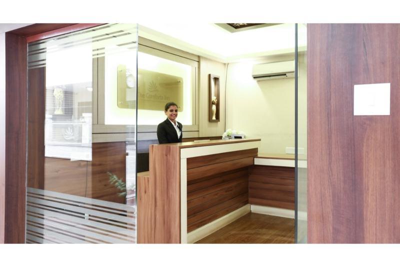 Treebo Pappilon Palace - Pvs Circle Mangalore Bagian luar foto